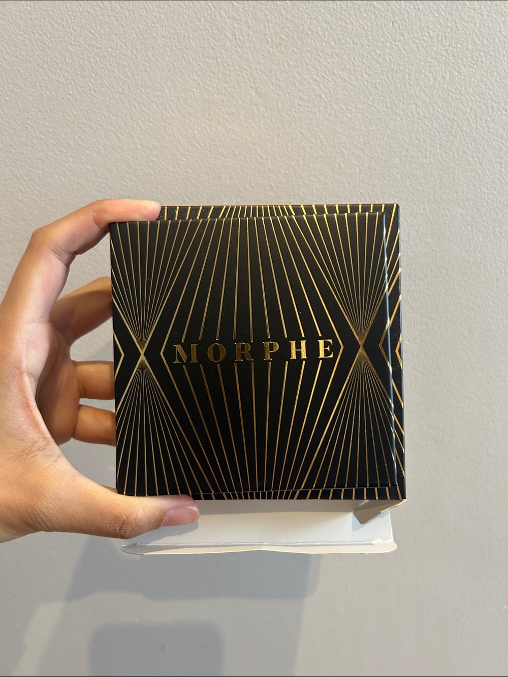 Morphe Glamabronze face and body bronzer